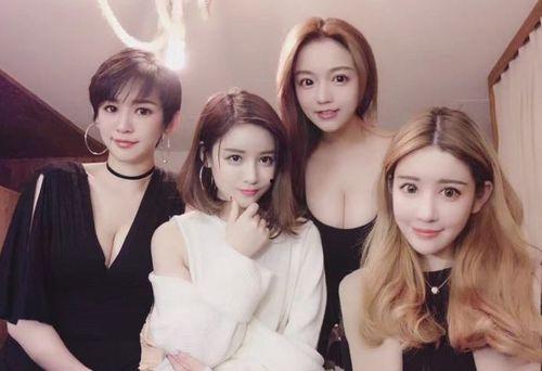 网红什么十八,揭秘网络红人的多元化生存之道