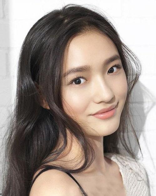 允在娱乐圈,璀璨星途，闪耀舞台